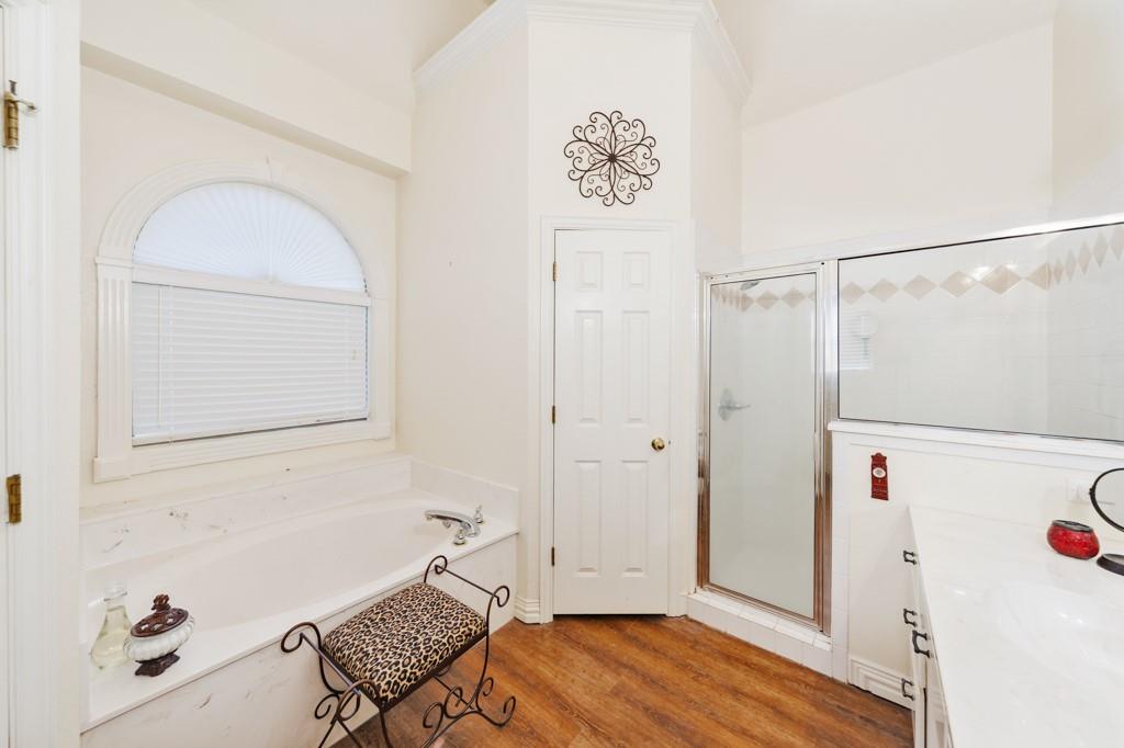 Runaway Bay Unit 2 - Residential