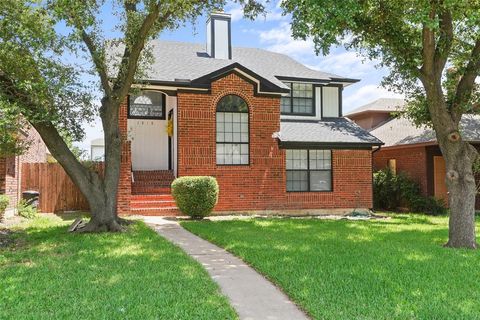 Photo of 1818 Cordova Drive, Mesquite, TX 75150 (MLS # 21273500)