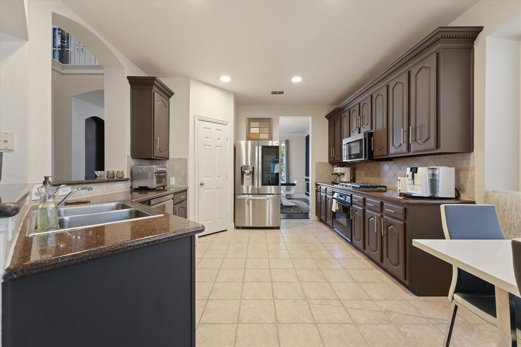 10404 Mateo Trail