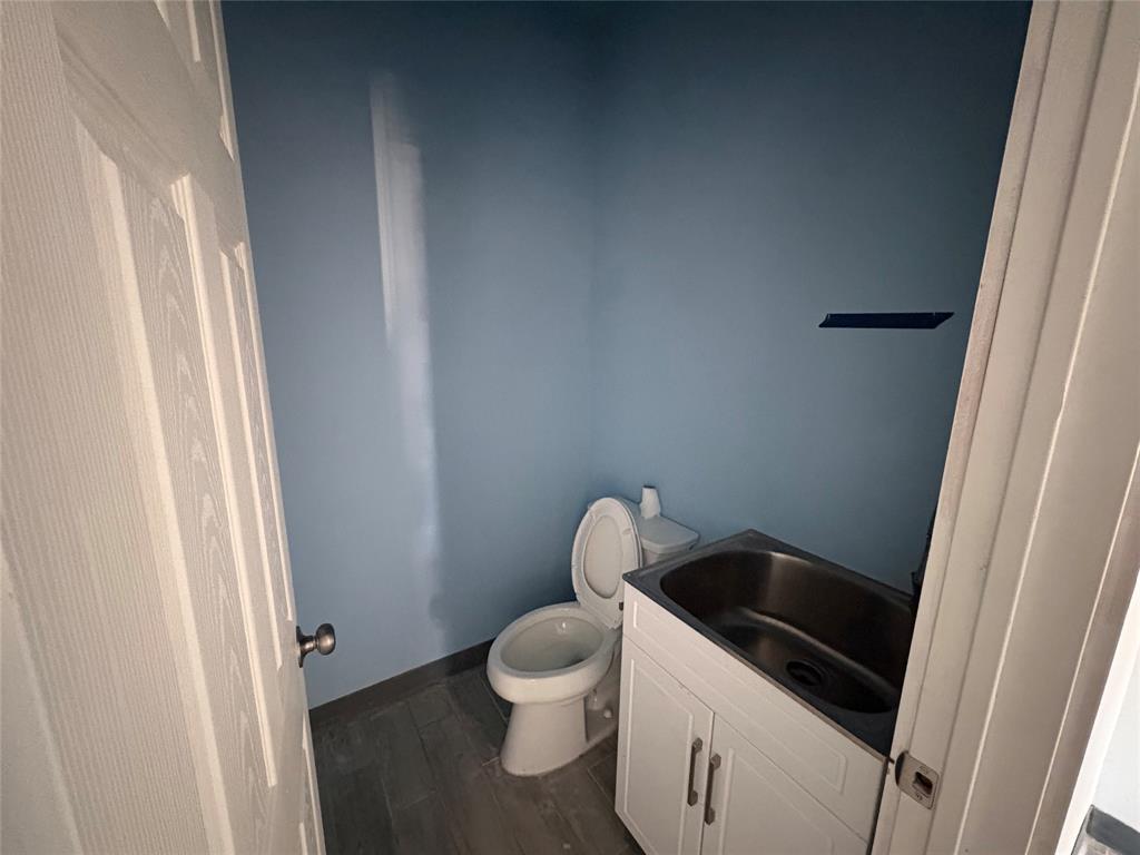 G-0763 - MCANAIR J B - Commercial Lease