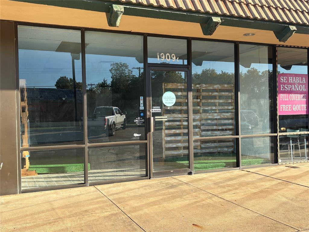 G-0763 - MCANAIR J B - Commercial Lease