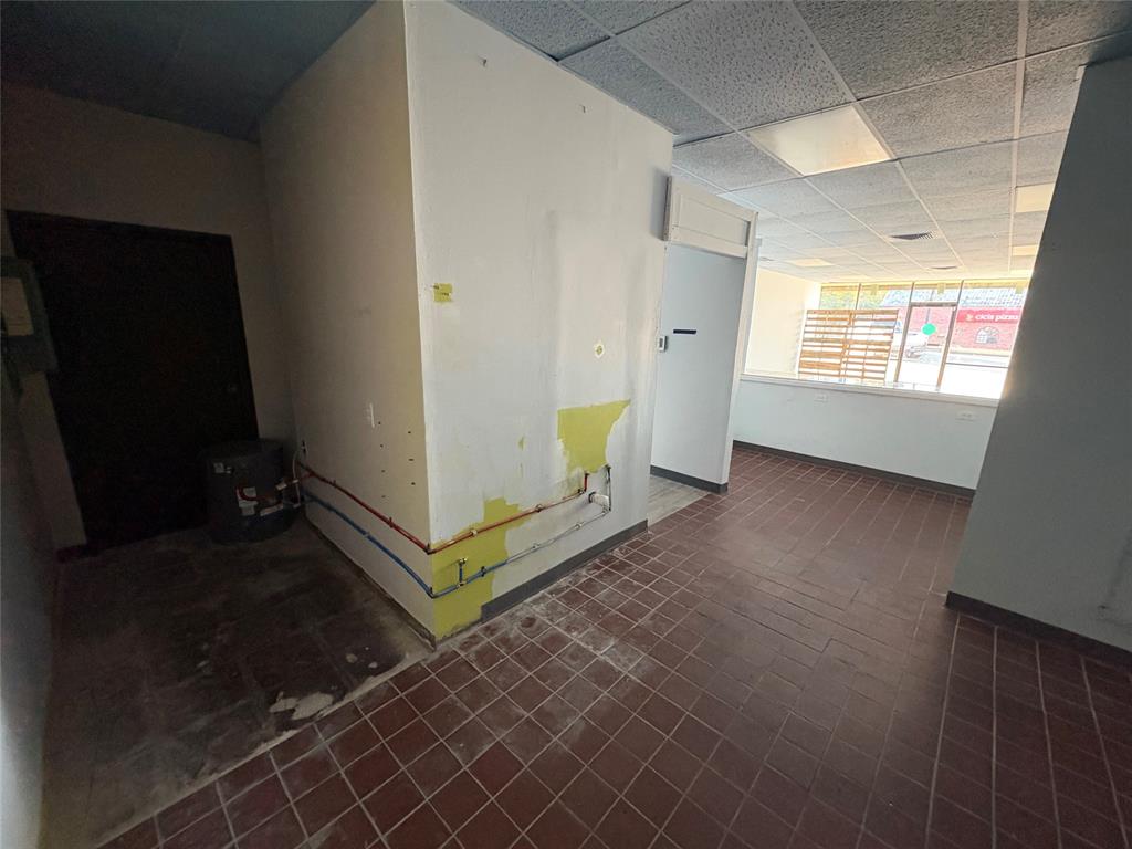 G-0763 - MCANAIR J B - Commercial Lease