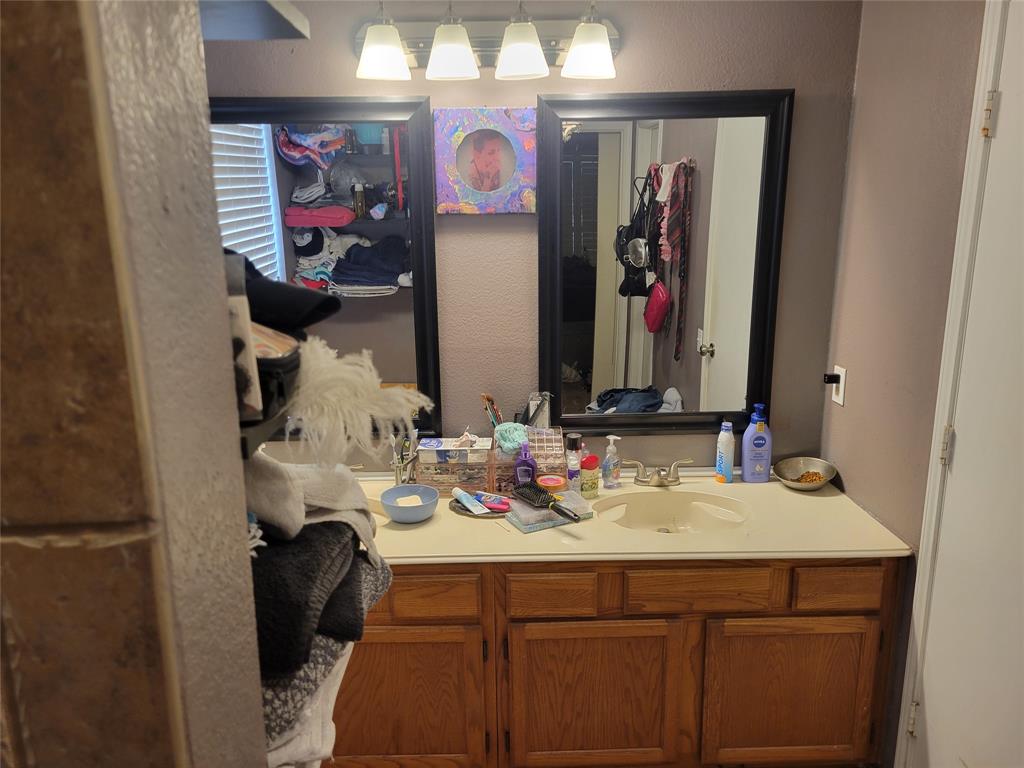 Huntington Village Add - Residential