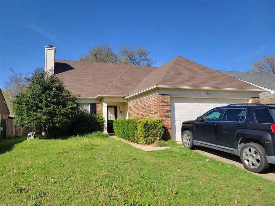 Wonderful 2 story home in Keller ISD with 3 bedrooms, 2 bathrooms and a 2-car garage. The family room has a decorative wood burning fireplace and the dining room has a wonderful view of the shaded backyard with a pass thru window that overlooks the dining from kitchen. 1st floor Oversized master has plantation shutters with a spacious bath and walk-in closet.