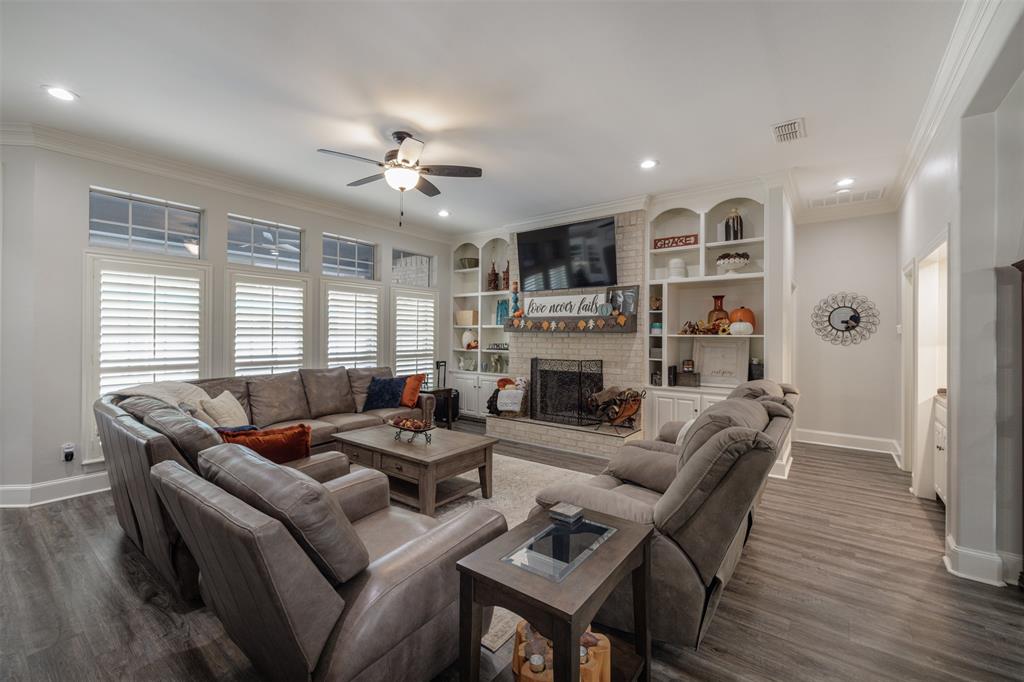 Emerald Bay - Residential