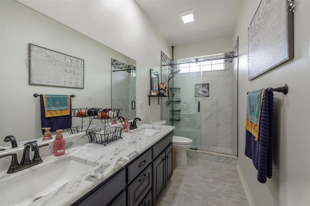 Emerald Bay - Residential