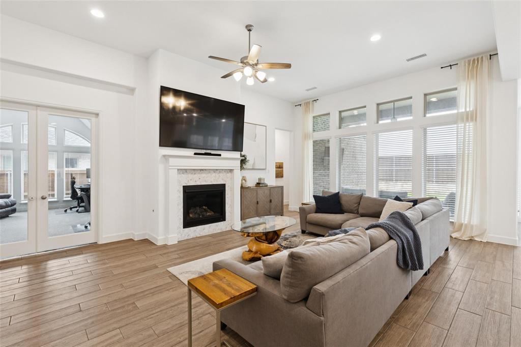 3313 Honey Suckle Lane