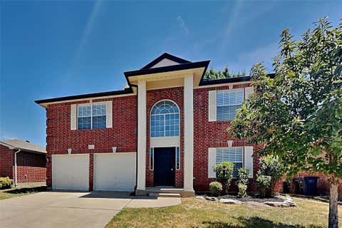 Photo of 8712 Limestone Drive, Fort Worth, TX 76244 (MLS # 21368466)