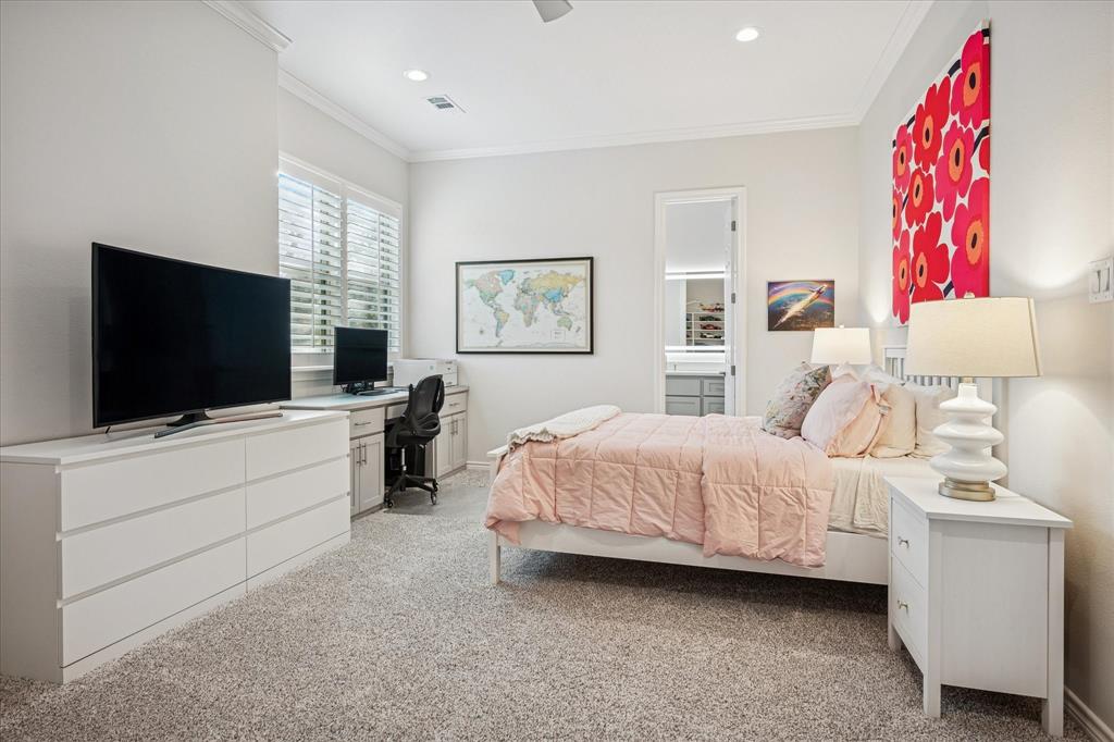 Royal Highlands - Residential