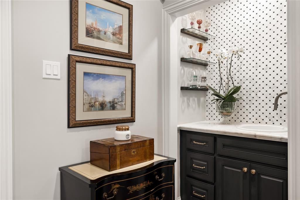 Alexanders Village - Residential