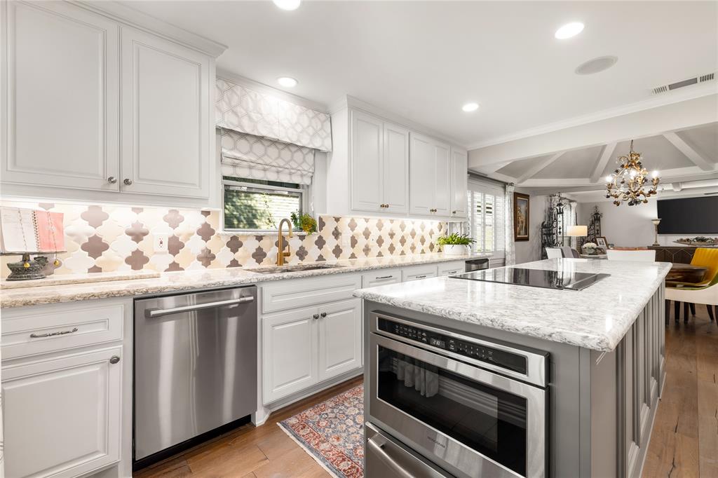 Alexanders Village - Residential