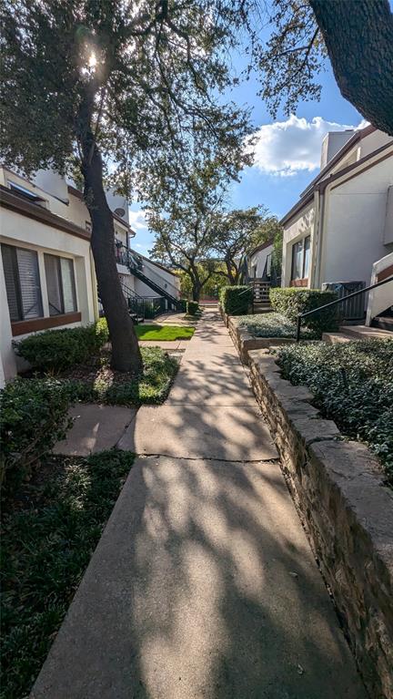 Emily Lane Condo - Residential