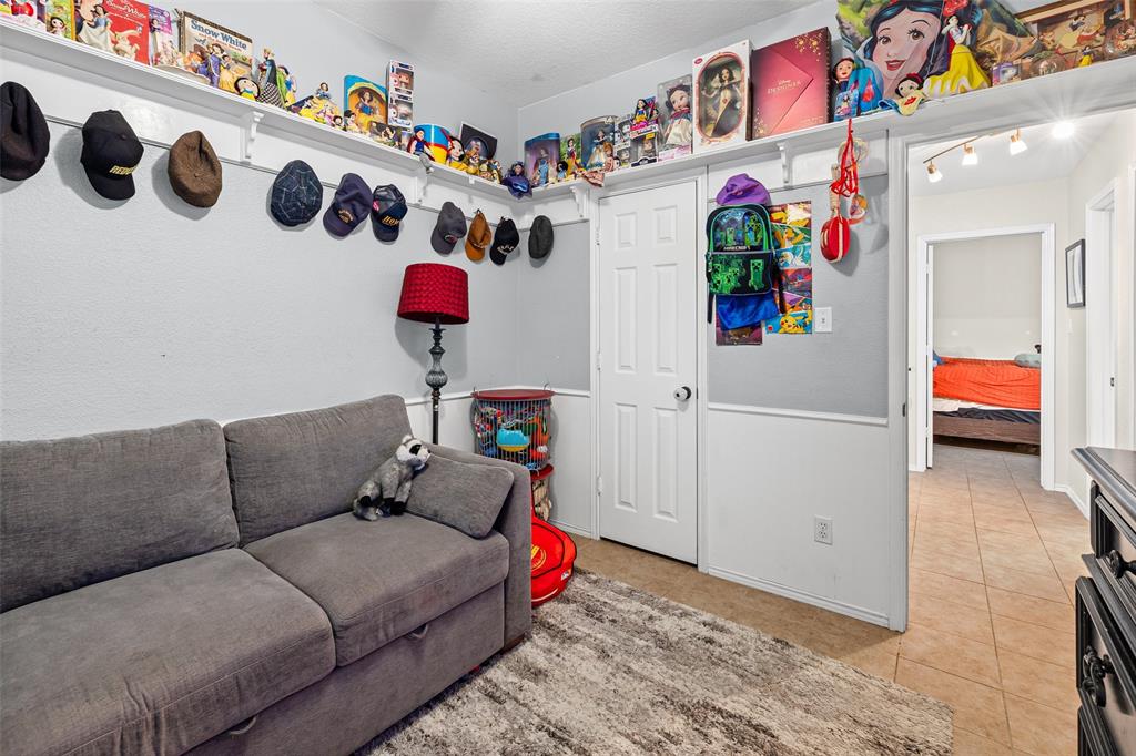 Briarwood IV - Residential