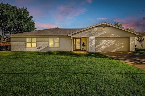 400 Tahiti Drive Granbury TX 76048