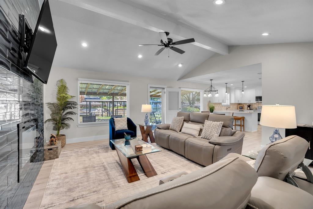 400 Tahiti Drive