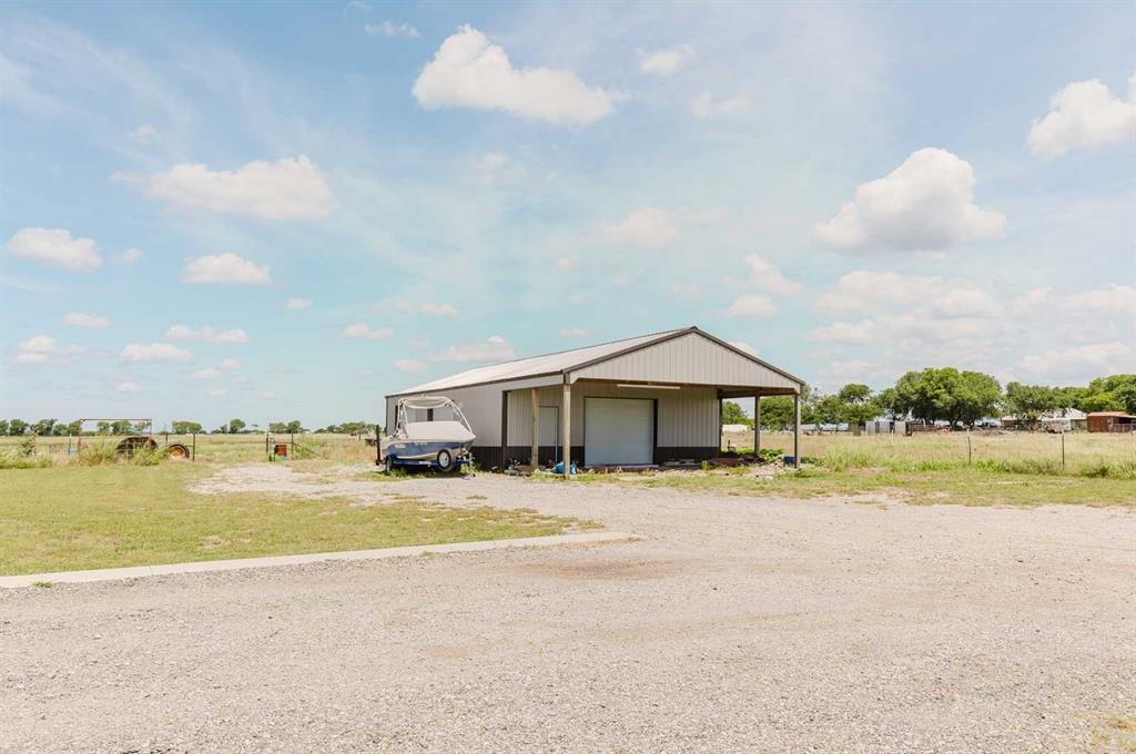 8615 N Fm 51