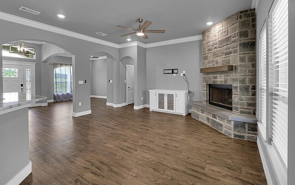 White Bluff #01 - Residential