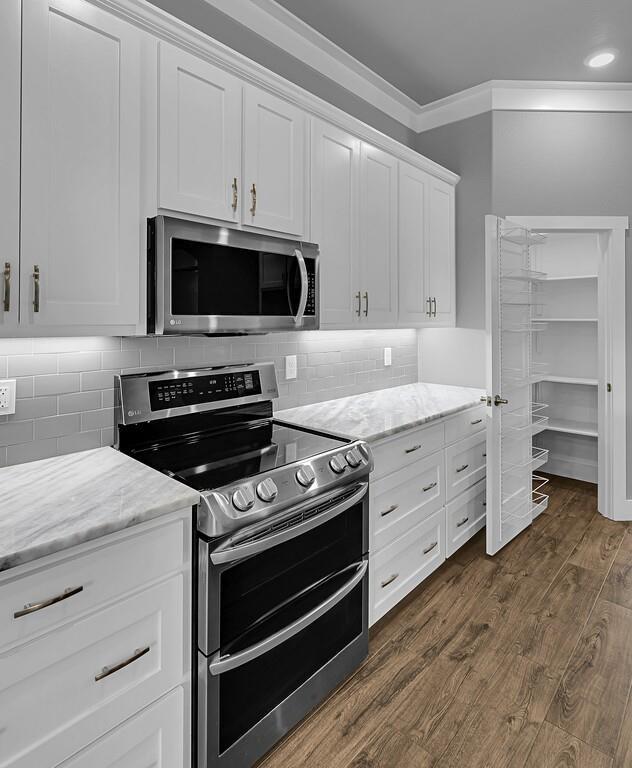 White Bluff #01 - Residential