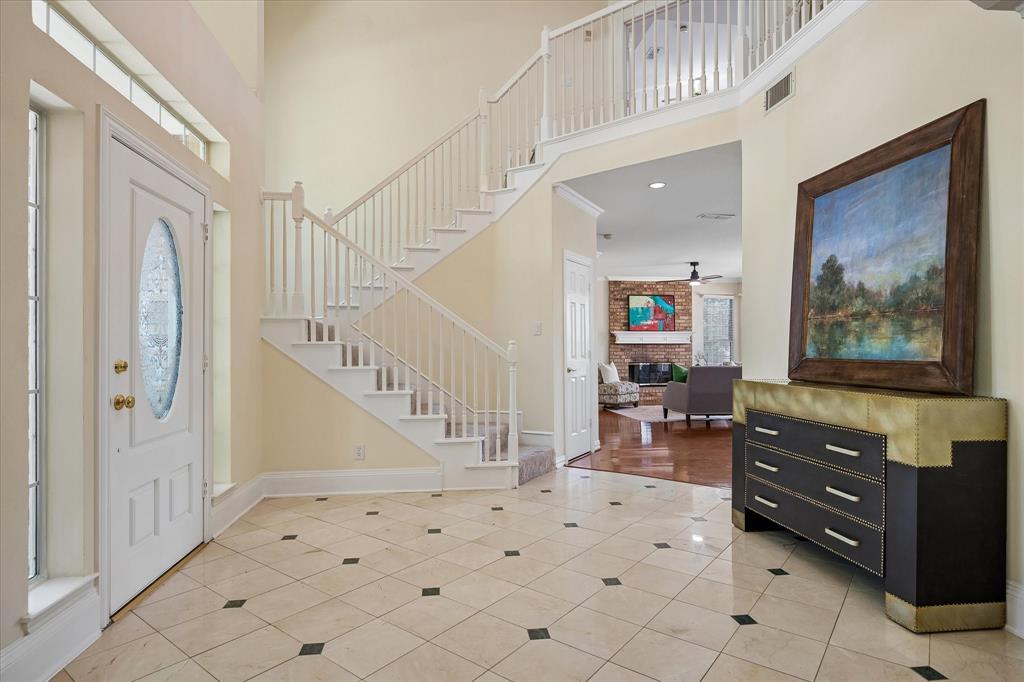 2000 Mulberry Way