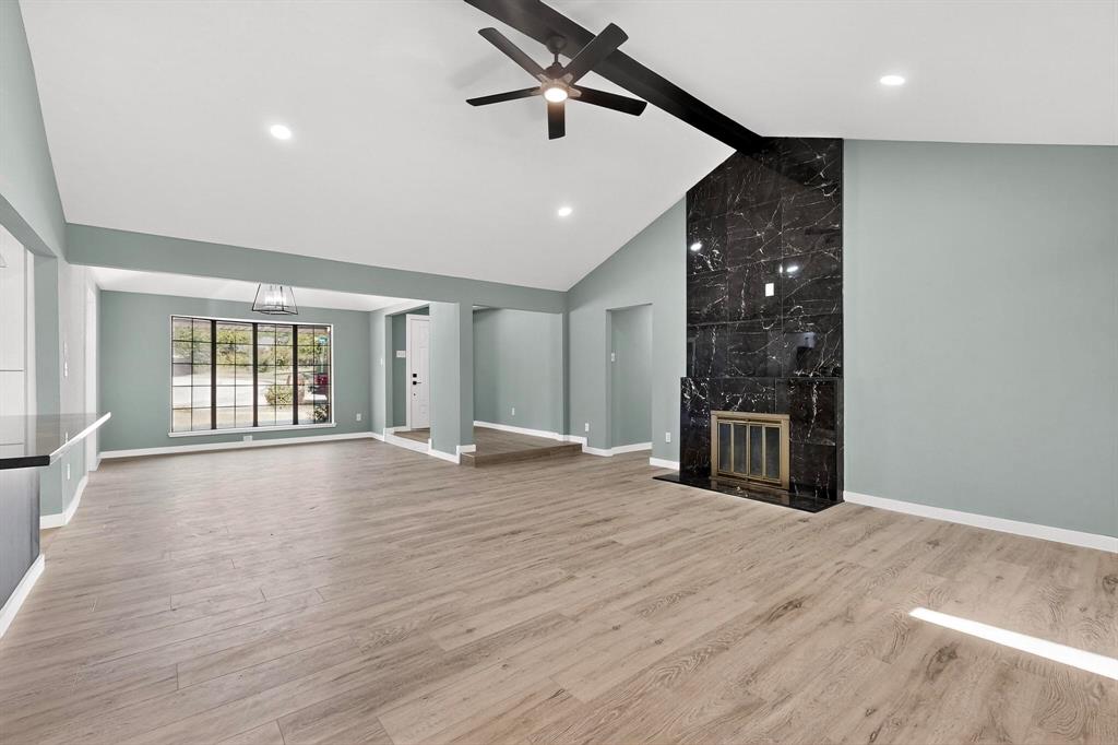 926 venice Circle