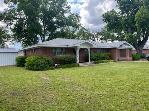 602 West Street Hico TX 76457