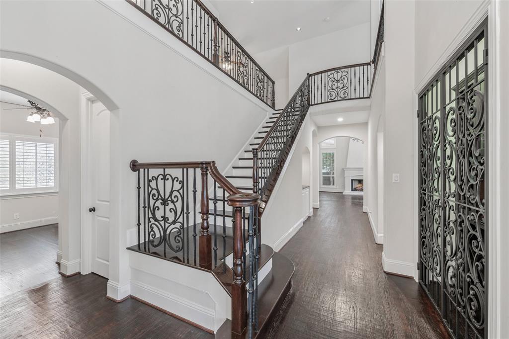 9131 Cochran Bluff Lane