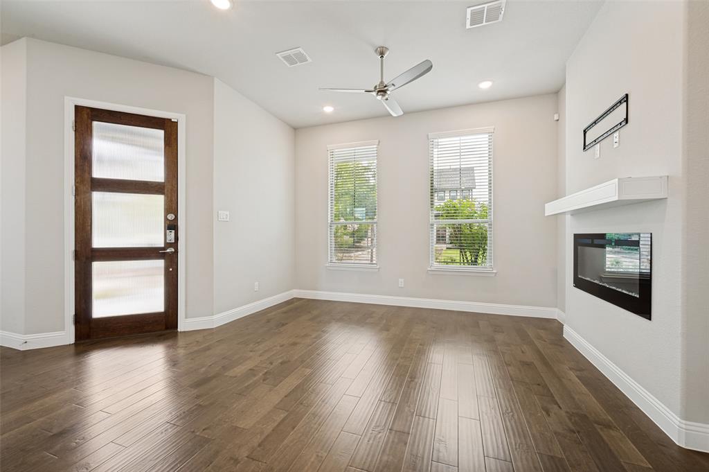 4239 Runway Mews