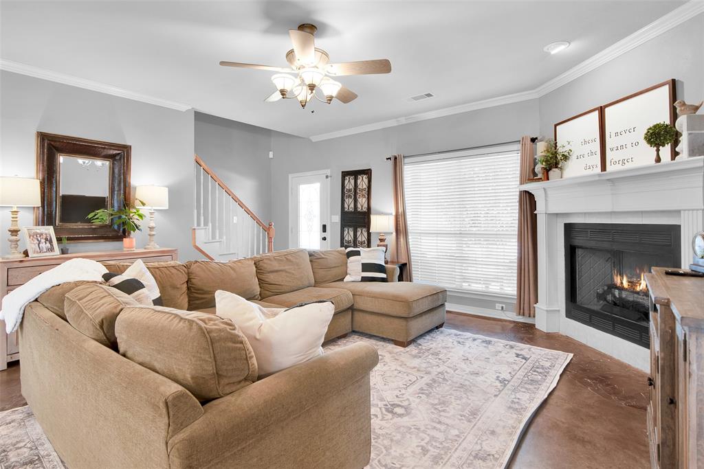 611 Clay Lane