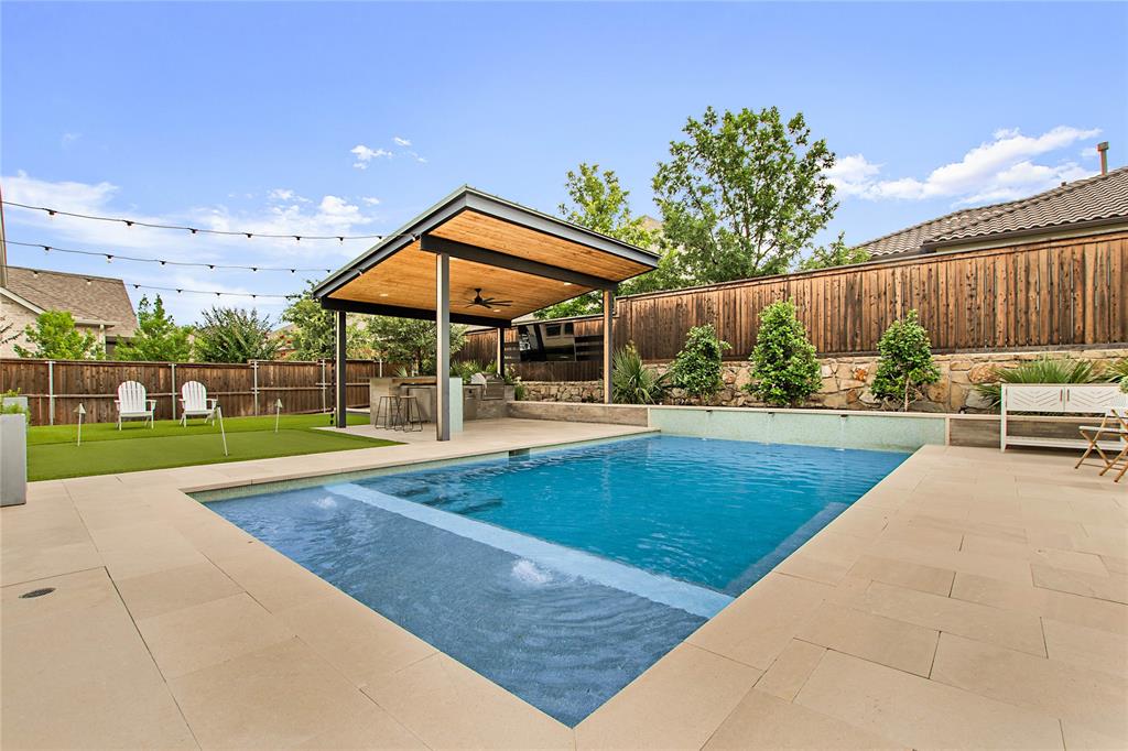 740 Hallmark Court