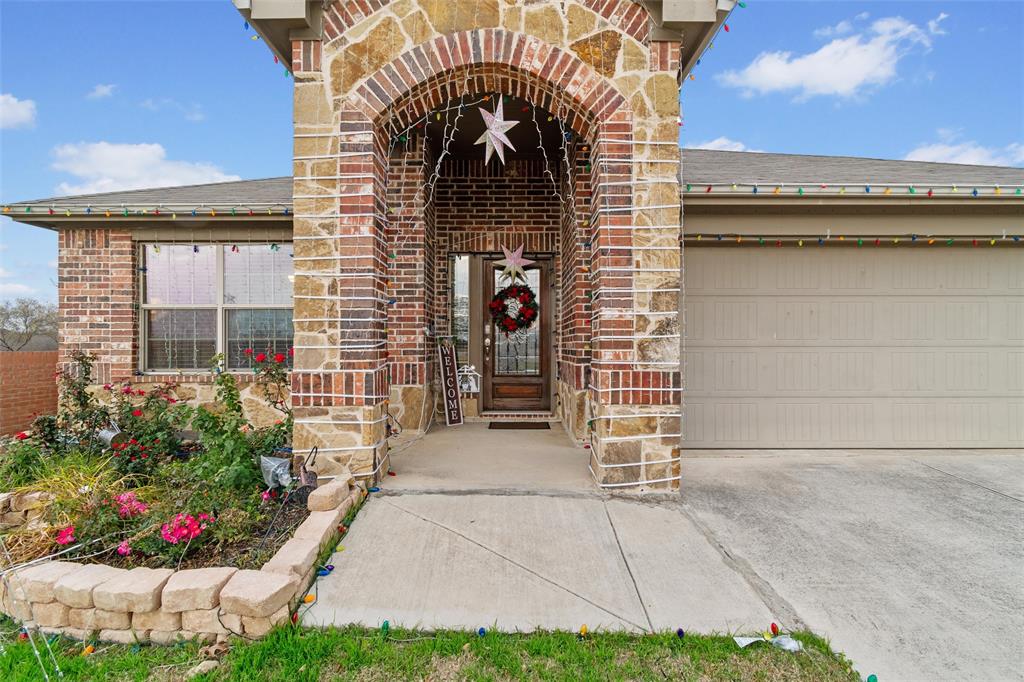 564 Bromeliad Drive