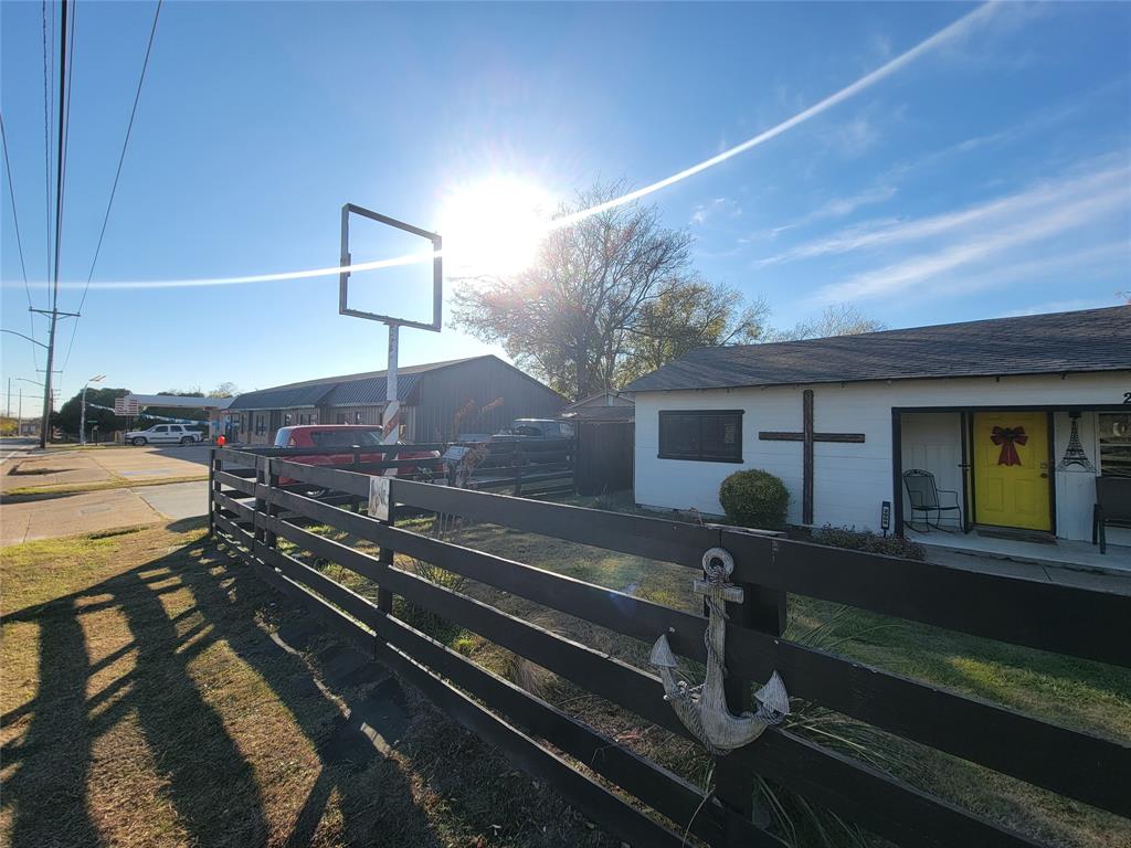 Hollywood Hills Add - Commercial Sale