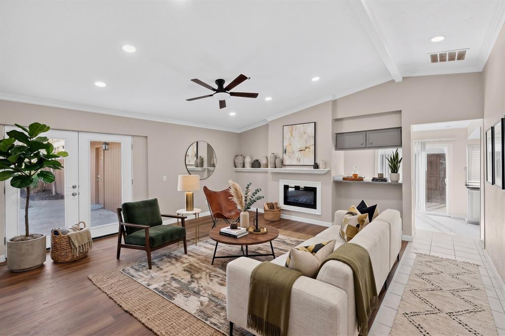 1312 Grinnell Drive