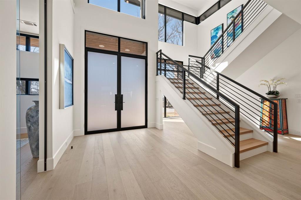 712 Sawyer Drive