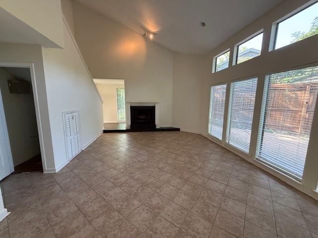 Oakhurst 03 - Residential Lease