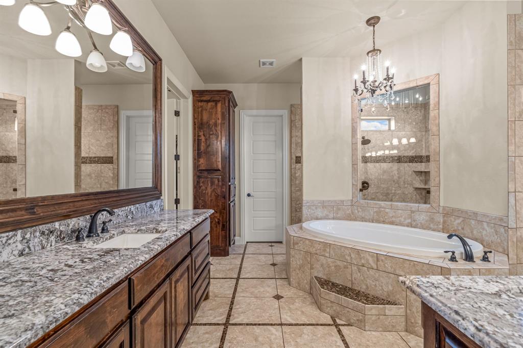 Bella Flora - Residential