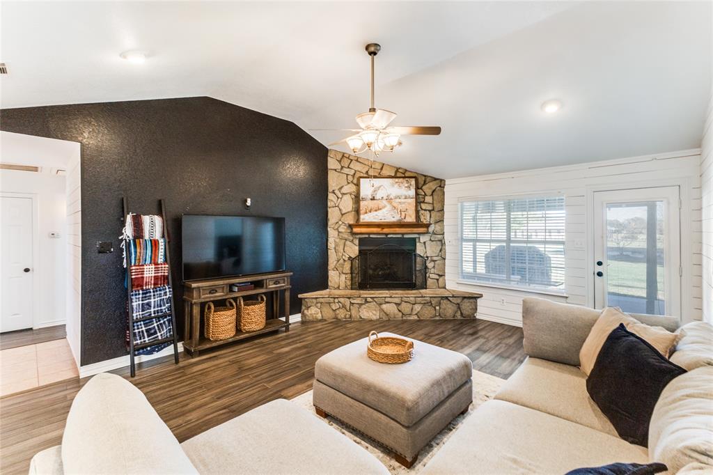 G Del Toro - Residential