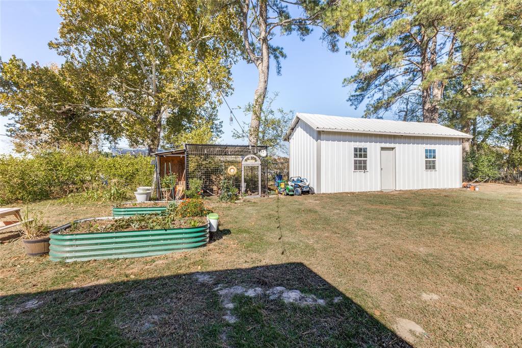 G Del Toro - Residential