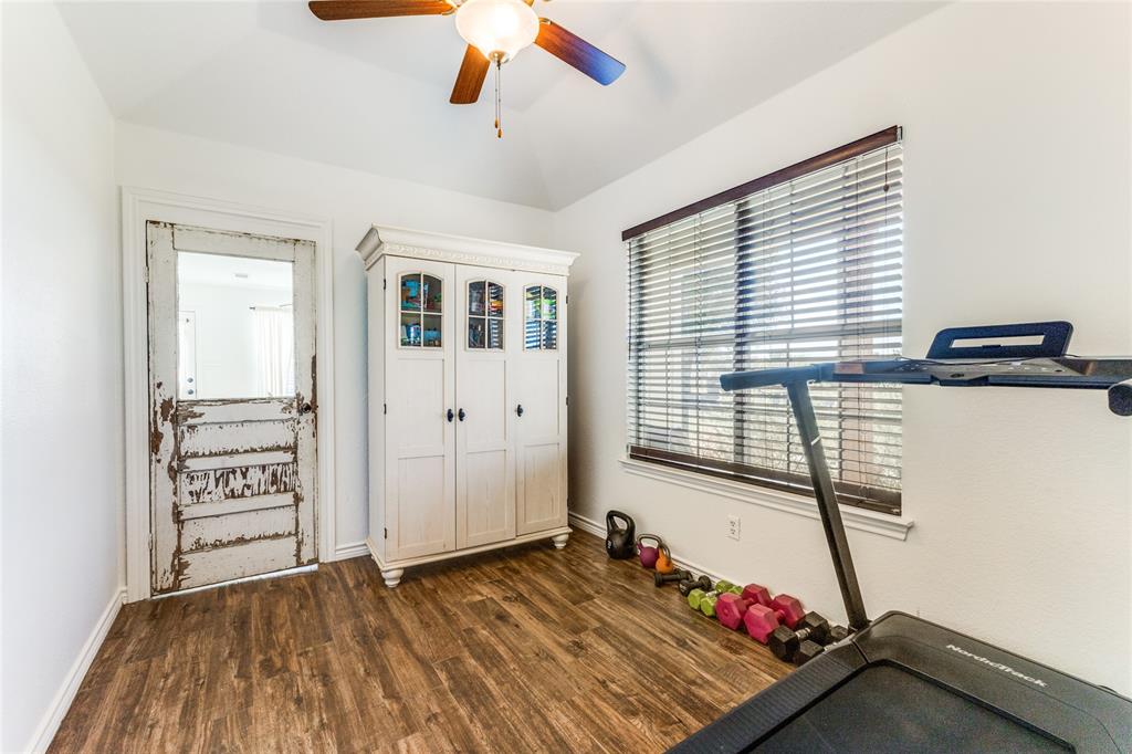 G Del Toro - Residential