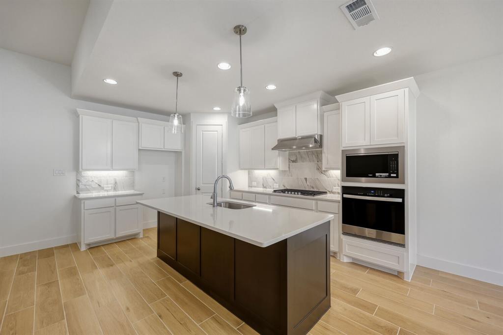 Reunion - Residential