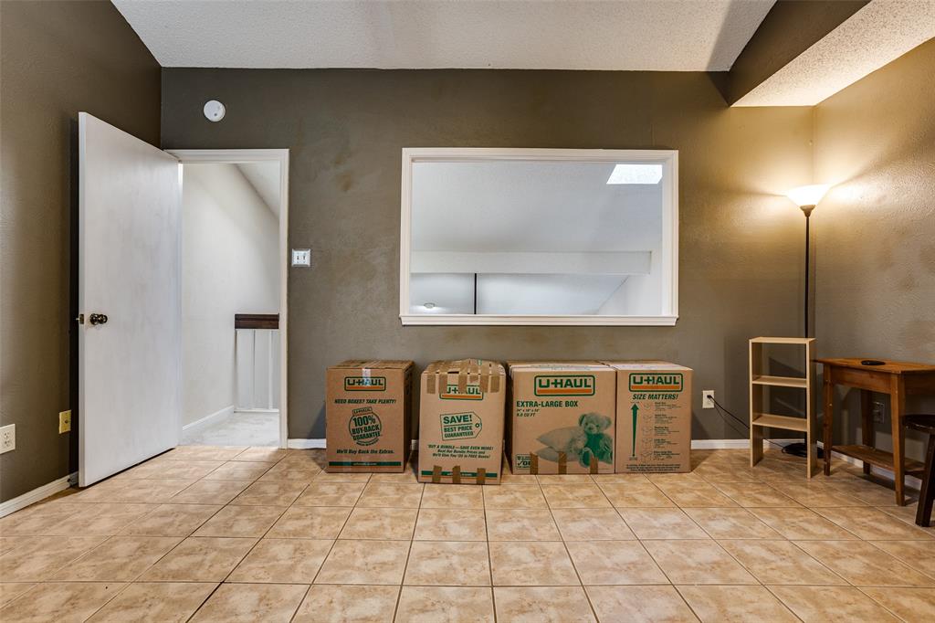 Collin Greene Condo - Residential