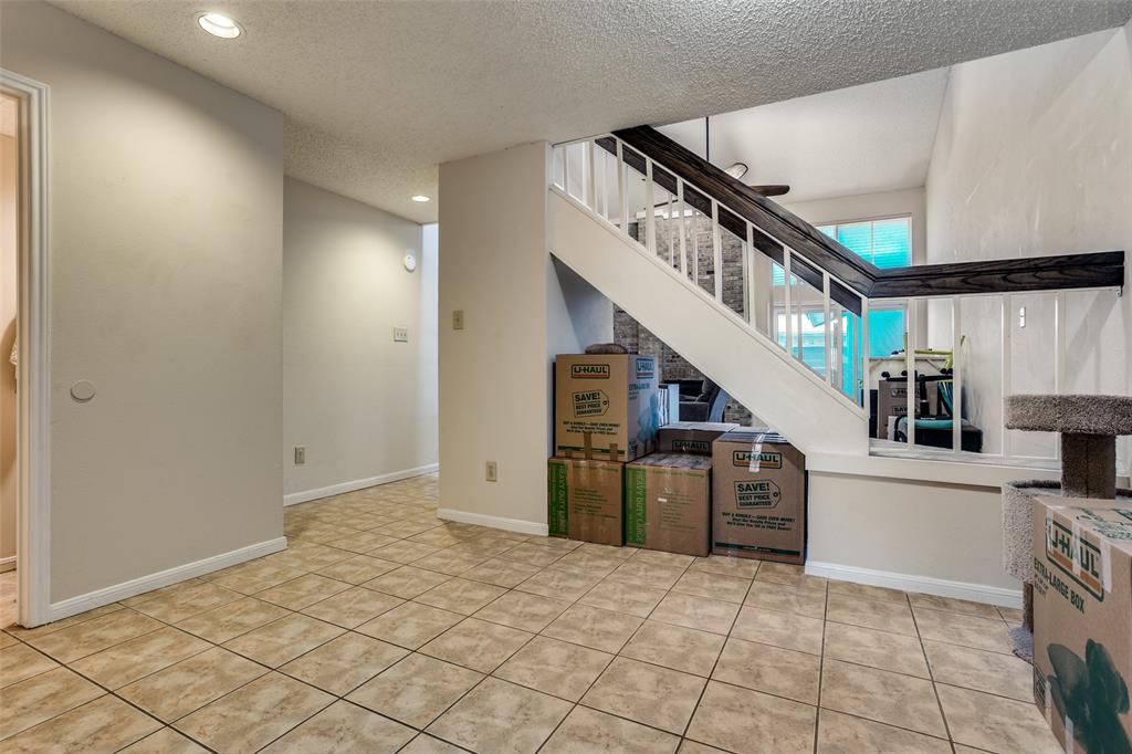 Collin Greene Condo - Residential