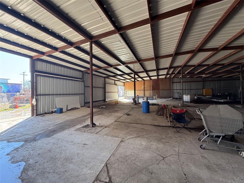 Urbandale 01 Instl Cb 5823 - Commercial Sale