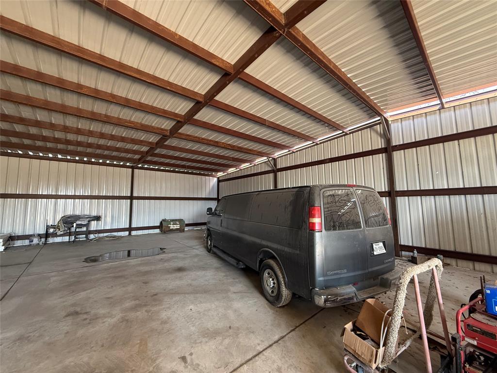 Urbandale 01 Instl Cb 5823 - Commercial Sale