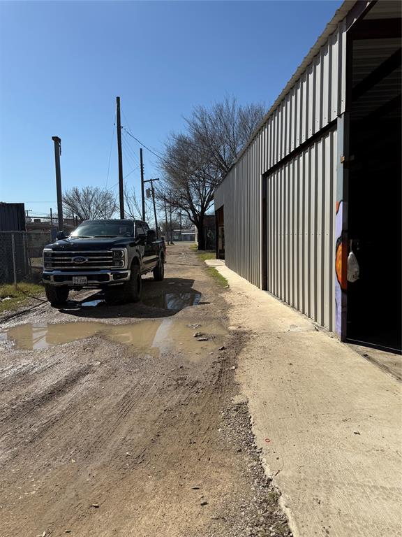 Urbandale 01 Instl Cb 5823 - Commercial Sale