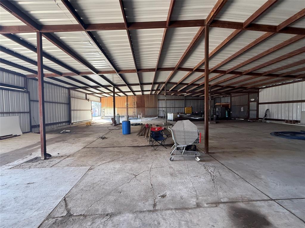 Urbandale 01 Instl Cb 5823 - Commercial Sale