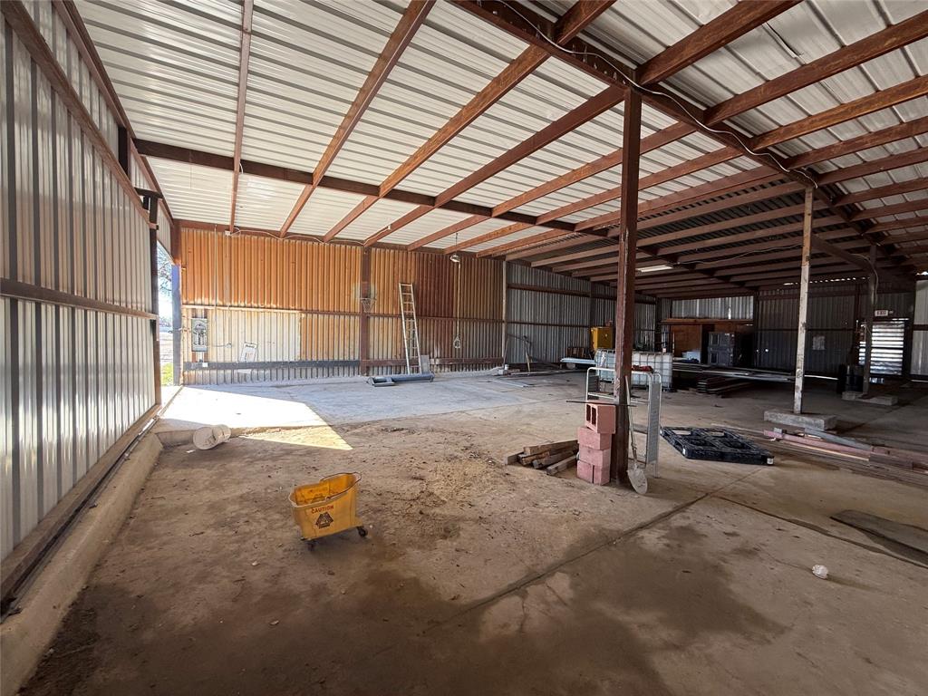 Urbandale 01 Instl Cb 5823 - Commercial Sale