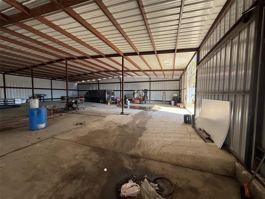 Urbandale 01 Instl Cb 5823 - Commercial Sale