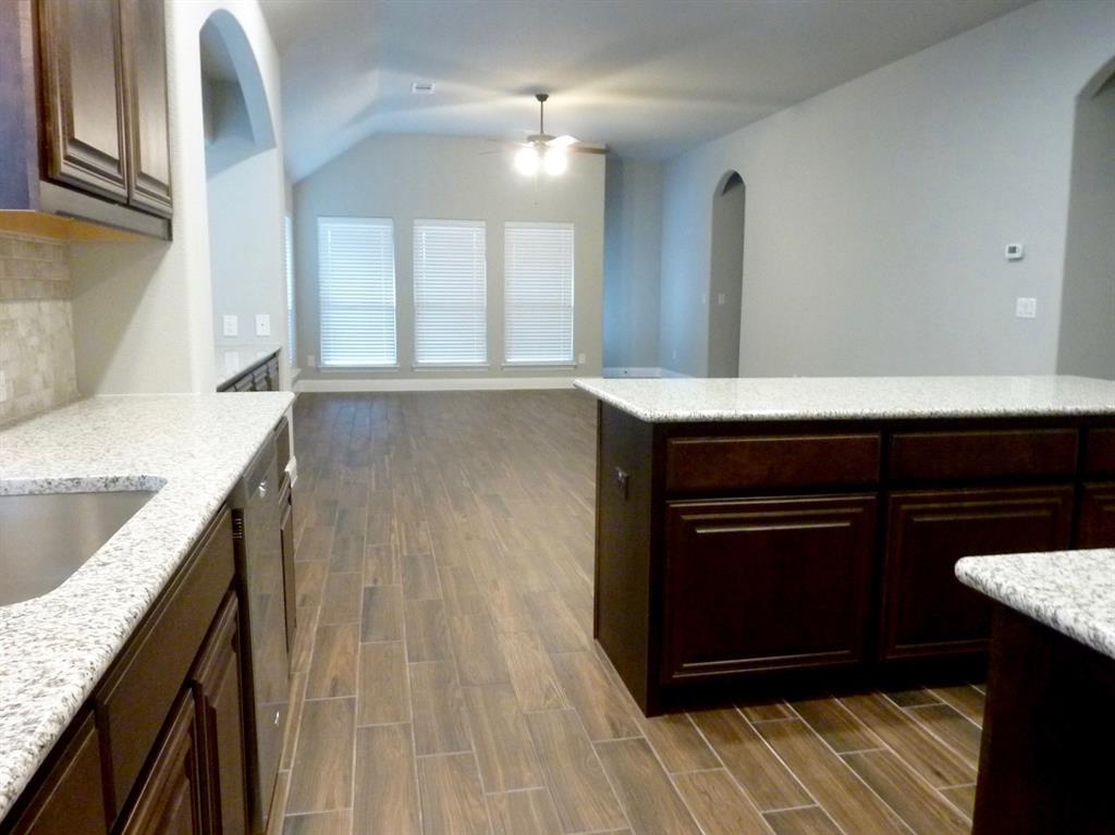 Willow Wood Ph 1 - Residential Lease