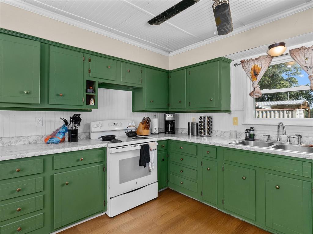 George Hamilton Surv Abs 399 - Residential