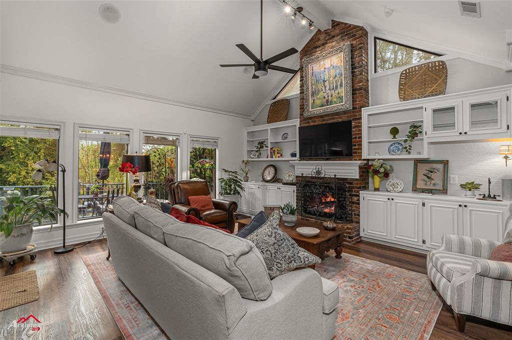 Kings River Run Twnhses - Residential